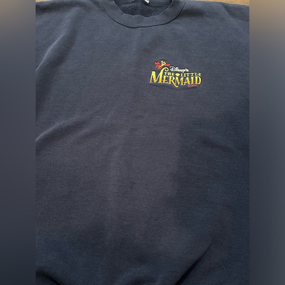 Vintage Men’s Disney’s Little Mermaid Sebastian Logo Blue Fleece Sweatshirt- XL - Picture 5 of 8